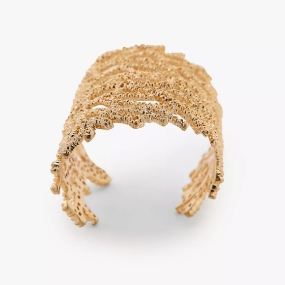 ZARA Coral Cuff Bracelet - Picture 5 of 16